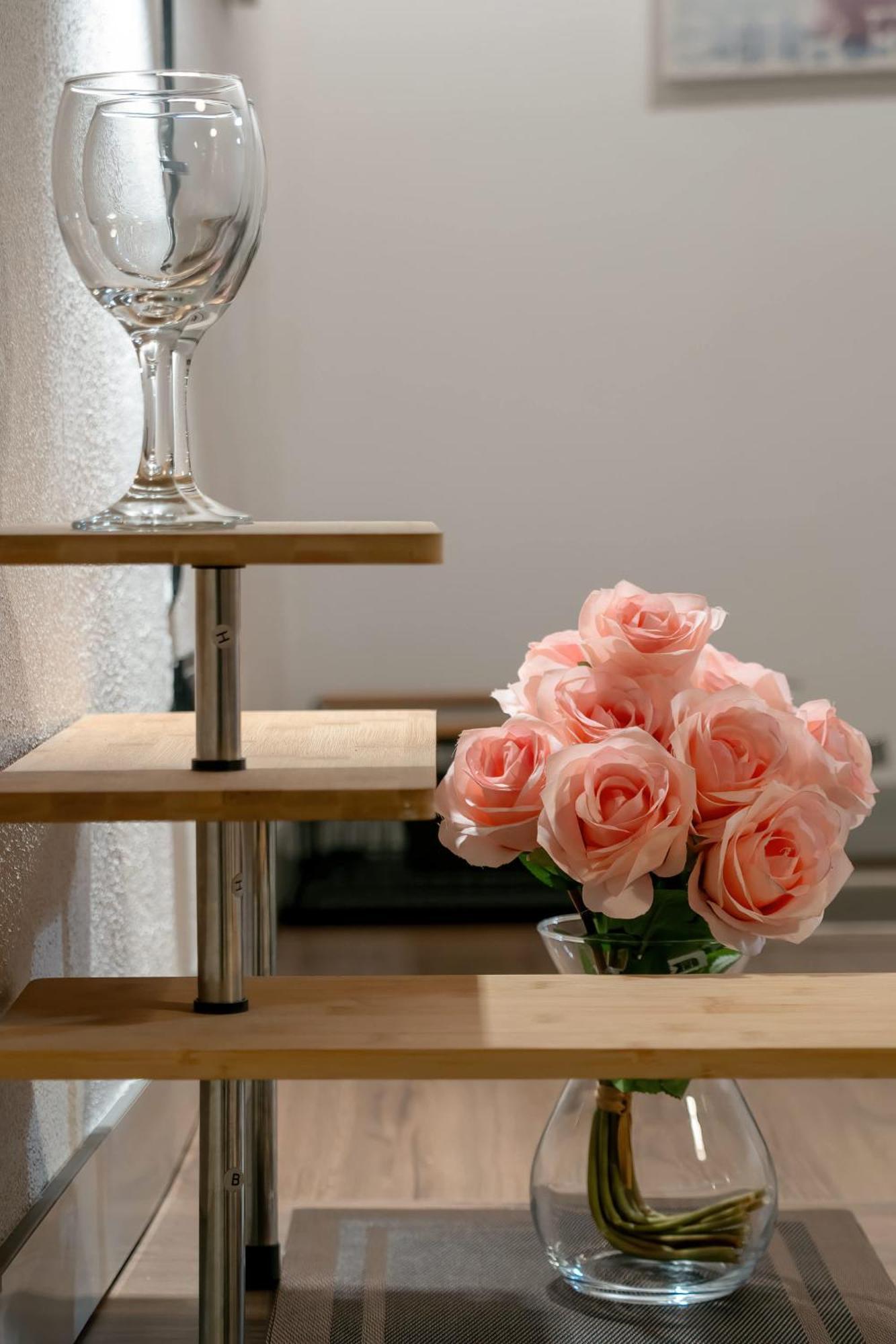Apartment Nowoczesne W Centrum Poznania By Renters