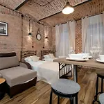Nowoczesne Studio W Centrum Poznania By Noclegi Renters
